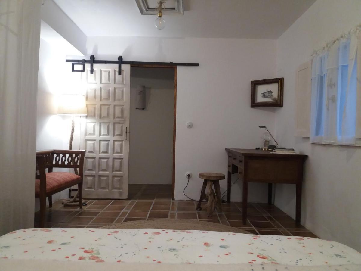 Hugoren Egoitza Zubialde Esterno foto